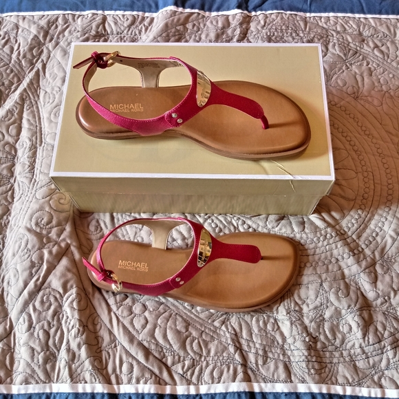 Michael Kors Shoes - Michael Kors MK Plate Thong Sandals